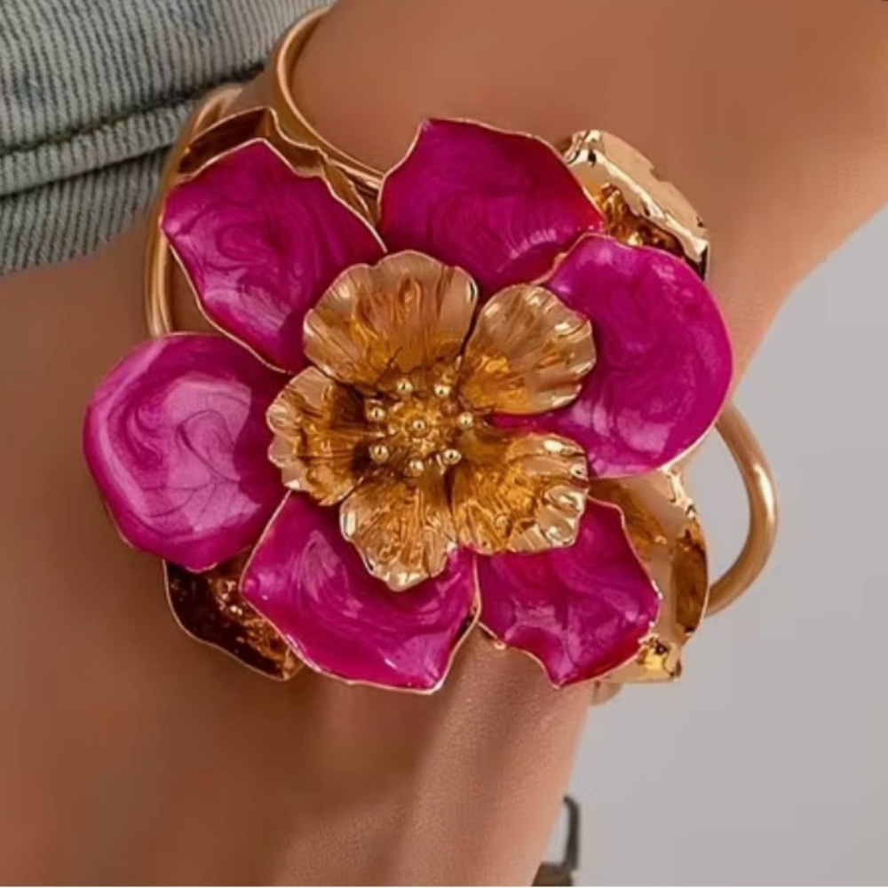 Gold and Pink Floral Women's Bracelet
